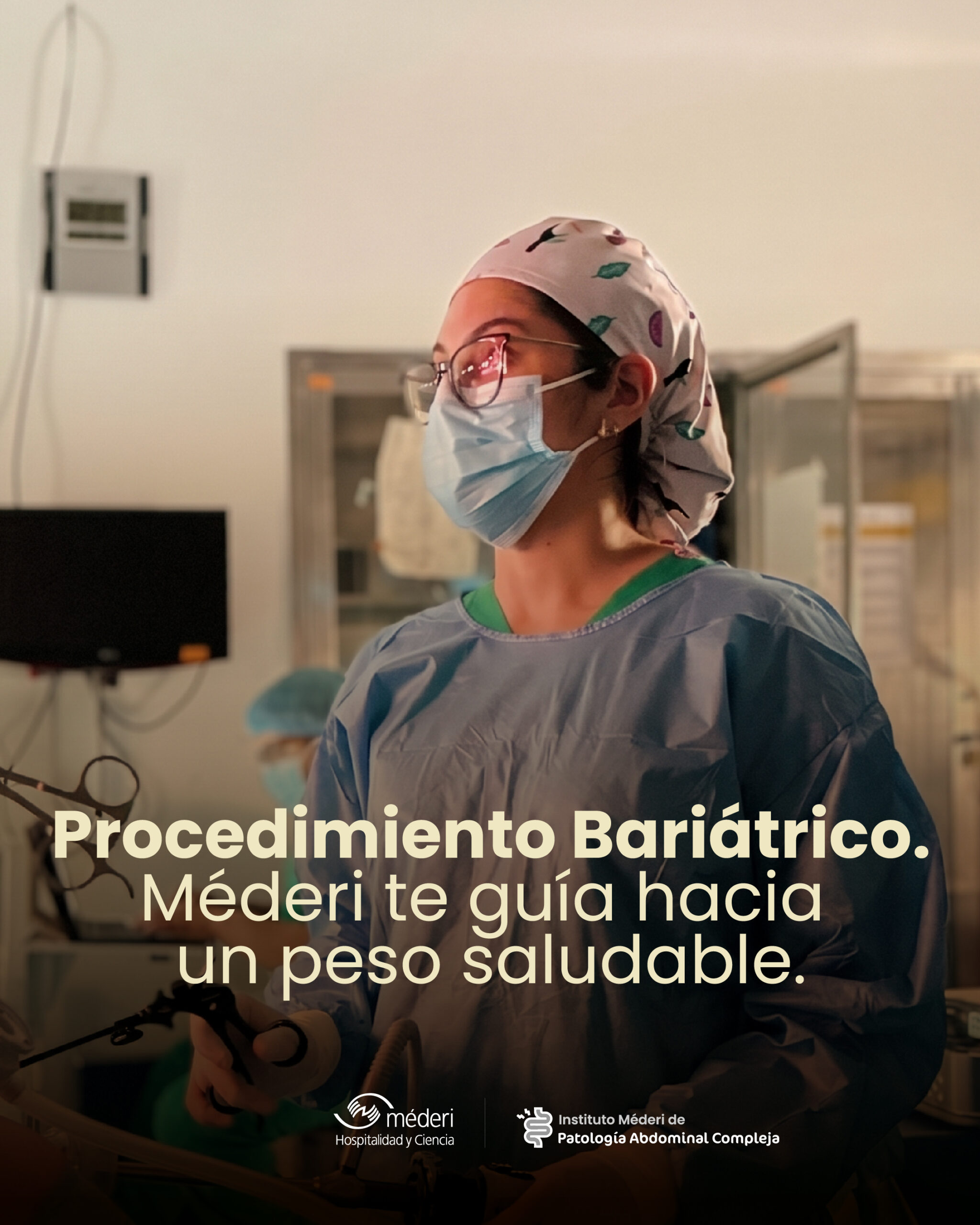 Personal asistencial especializado guiando al paciente hacia un peso saludable en la Red Hospitalaria Méderi